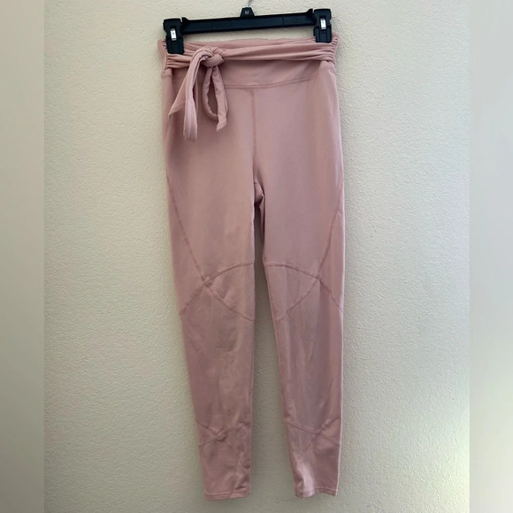 Free People Movement High Rise Bar Leggings Front Tie in Rose Pink Size Small - Picture 2 of 9